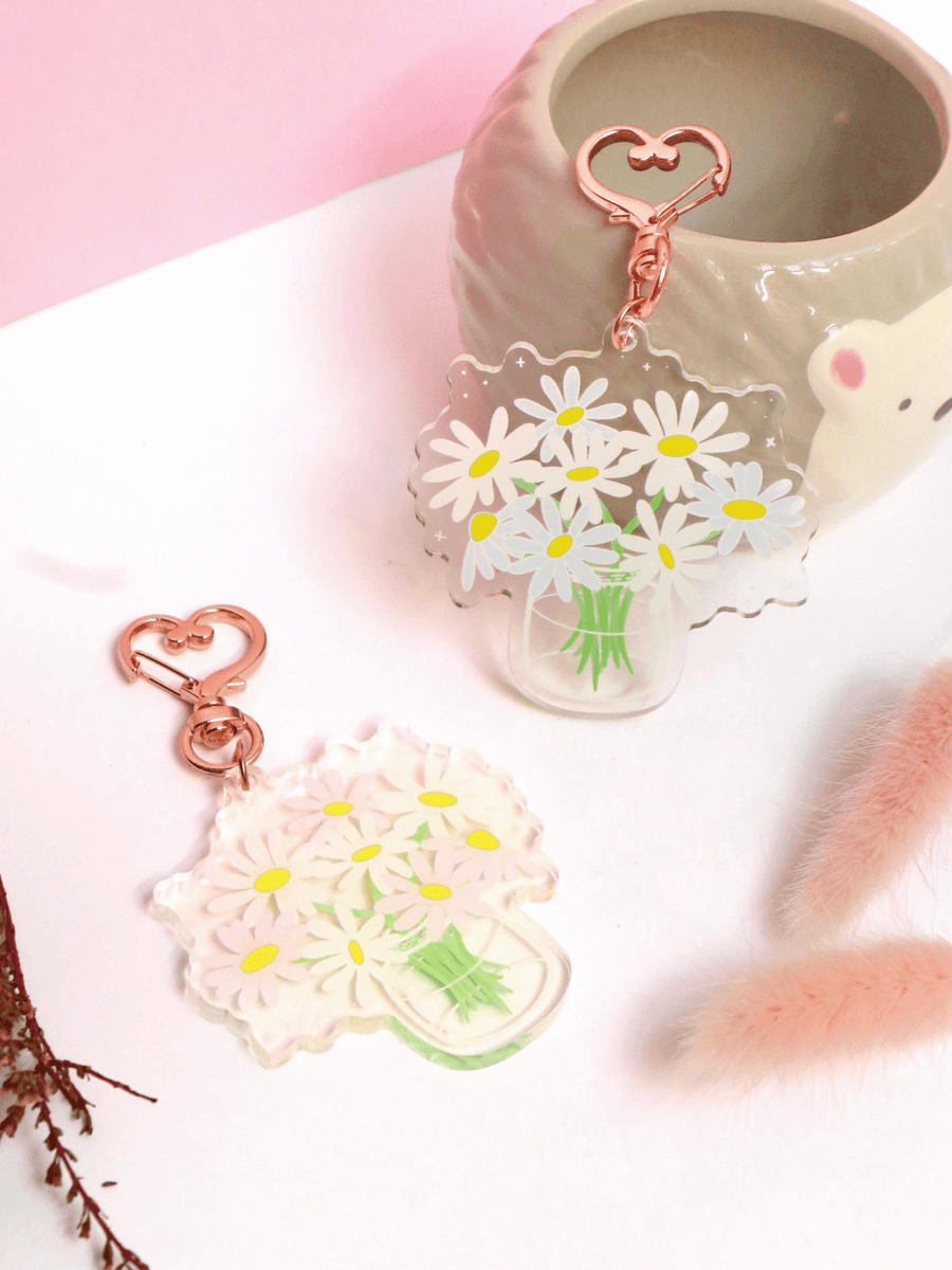 ☆Hei☆ daisy heart keyring Worn by Jo Ah-ram, Oh My Girl] Daisy Heart Keyring: White