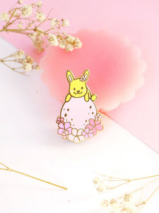 pinky the bunny pin